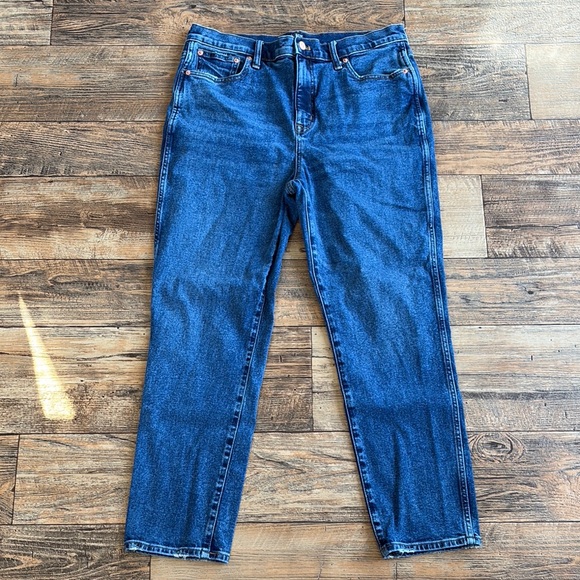 J. Crew Denim - J. Crew Classic vintage jean in all-day stretch size 32